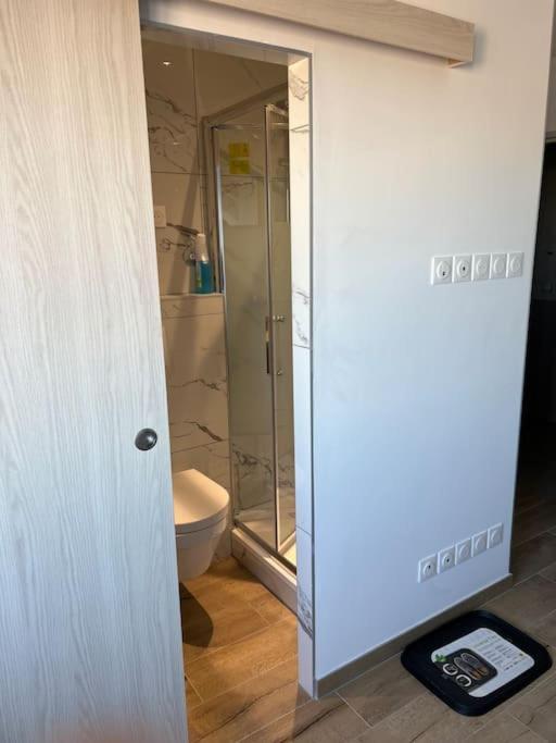Super Studio En Face De La Gare De Mulhouse Apartment Exterior photo